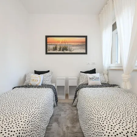 Mgh- Dajaami * Lazise